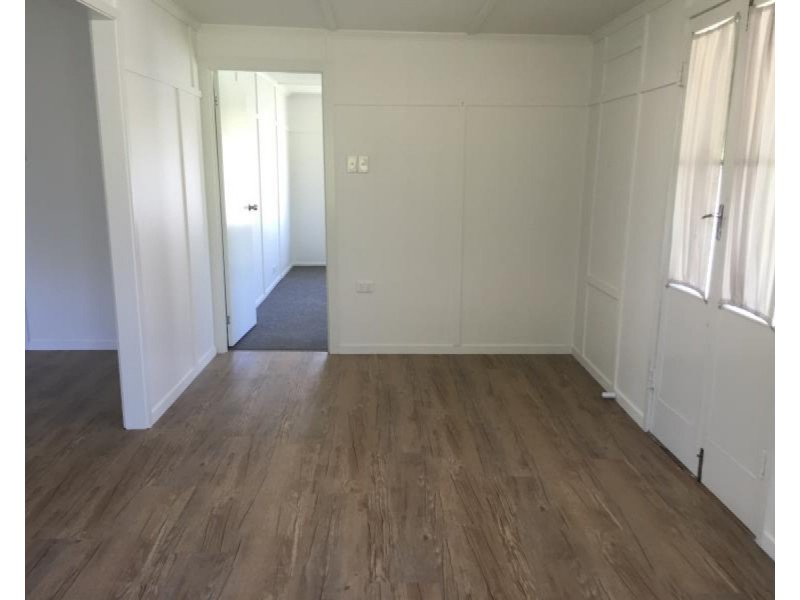 6 Wiseman Street, The Range QLD 4700